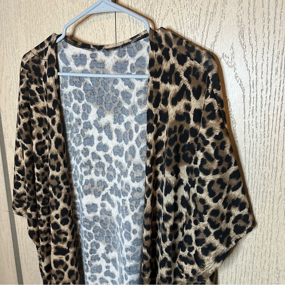 Animal Print Kimono Cardigan with Fringe. Soft Comfy Chic - Picture 3 of 10